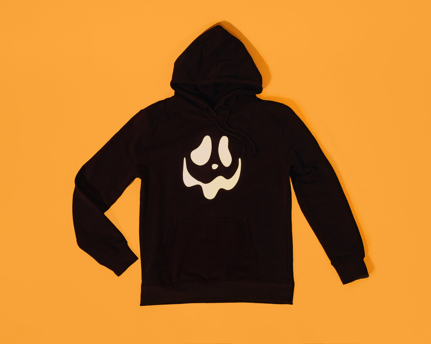 BLACK SPOOKY HOODIE - Glow in the Dark 🎃👻